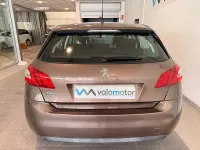 Usado Peugeot 308 Allure 115 CV (84 kW) 2014 Marrón Berlina