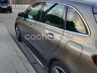 Usado Mercedes B180 116 CV (85 kW) 2022 Gris / plata Monovolumen