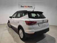 Usado Seat Arona Style 110 CV (80 kW) 2021 Blanco SUV