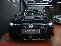 Usado VW Golf VIII Black Edition 333 CV (244 kW) 2025 Negro Utilitario