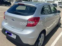 Usado Ford Ka Plus Ultimate 85 CV (62 kW) 2016 Gris / plata Utilitario