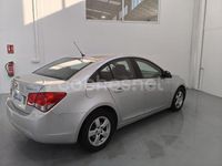 Usado Chevrolet Cruze LT 140 CV (102 kW) 2011 Gris / plata Berlina