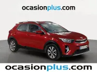 Usado Kia Stonic 100 CV (73 kW) 2022 Rojo SUV