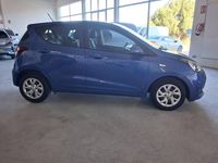 Usado Hyundai i10 67 CV (49 kW) 2020 Gris Utilitario