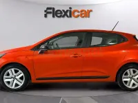Usado Renault Clio V Techno 100 CV (73 kW) 2025 Naranja Berlina