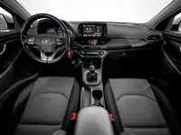 Usado Hyundai i30 120 CV (88 kW) 2022 Blanco Berlina