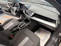 Usado Audi A3 116 CV (85 kW) 2022 Gris / plata Berlina