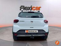 Usado Dacia Sandero Comfort 91 CV (66 kW) 2022 Blanco Utilitario