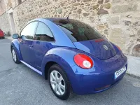 Usado VW New Beetle 105 CV (77 kW) 2009 Azul Utilitario