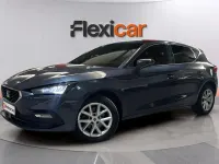 Usado Seat Leon Style 131 CV (96 kW) 2023 Gris Utilitario