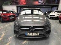Usado Mercedes B200 150 CV (110 kW) 2021 Gris / plata Monovolumen