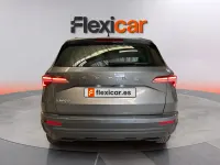 Usado Skoda Karoq Selection 150 CV (110 kW) 2024 Gris SUV