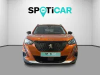 Usado Peugeot 2008 Allure 110 CV (80 kW) 2022 Naranja SUV