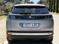 Usado Peugeot 3008 Allure 130 CV (95 kW) 2021 Gris / plata SUV