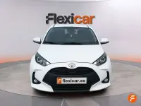 Usado Toyota Yaris Hybrid Active 116 CV (85 kW) 2023 Blanco Utilitario