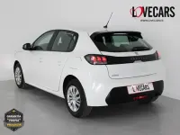 Usado Peugeot 208 Active 103 CV (75 kW) 2022 Blanco Utilitario