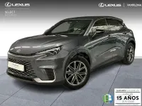 Usado Lexus LBX 136 CV (100 kW) 2025 Gris / plata SUV