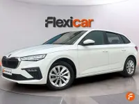 Usado Skoda Scala Essence 95 CV (69 kW) 2024 Blanco Utilitario