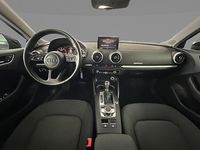 Usado Audi A3 Sportback 115 CV (84 kW) 2019 Negro brillante Utilitario