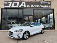 Usado Ford Focus Trend 120 CV (88 kW) 2021 Blanco Berlina