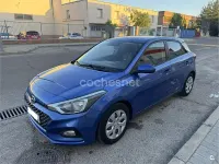 Usado Hyundai i20 100 CV (73 kW) 2019 Azul Utilitario
