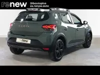 Usado Dacia Sandero Extreme 100 CV (73 kW) 2025 Verde Berlina