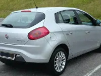 Usado Fiat Bravo Dynamic 120 CV (88 kW) 2007 Gris / plata Utilitario