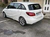 Usado Mercedes B200 Urban 136 CV (100 kW) 2015 Blanco Monovolumen