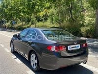 Usado Honda Accord Executive 156 CV (114 kW) 2011 Gris / plata Berlina