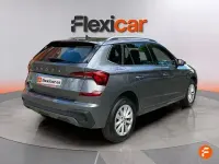 Usado Skoda Kamiq Selection 115 CV (84 kW) 2024 Gris SUV
