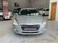 Usado Peugeot 508 Active 112 CV (82 kW) 2011 Gris / plata Berlina
