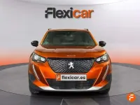 Usado Peugeot 2008 Allure 131 CV (96 kW) 2023 Naranja SUV