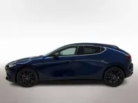 Usado Mazda 3 122 CV (89 kW) 2022 Azul Utilitario