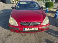 Usado Citroën C5 90 CV (66 kW) 2001 Granate Berlina
