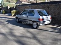 Usado Peugeot 106 60 CV (44 kW) 2000 Gris / plata Utilitario