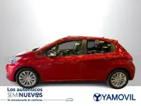 Usado Peugeot 208 Signature Sky 82 CV (60 kW) 2019 Rojo Utilitario