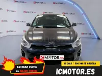 Usado Kia Rio GT-Line 100 CV (73 kW) 2019 Gris / plata Berlina