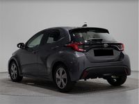 Usado Toyota Yaris Hybrid Active 116 CV (85 kW) 2024 Gris Berlina