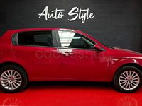 Usado Alfa Romeo 147 Distinctive 120 CV (88 kW) 2008 Rojo Utilitario