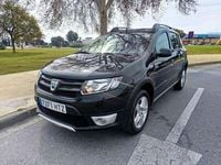 Usado Dacia Sandero Stepway 90 CV (66 kW) 2013 Negro Utilitario
