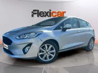 Usado Ford Fiesta Trend 75 CV (55 kW) 2021 Gris Utilitario