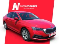 Usado Skoda Octavia Ambition 115 CV (84 kW) 2021 Rojo Berlina