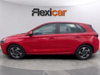 Usado Hyundai i30 120 CV (88 kW) 2024 Rojo Berlina