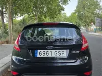 Usado Ford Fiesta Trend 82 CV (60 kW) 2009 Negro Berlina