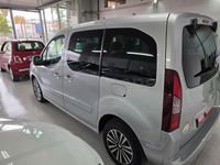 Usado Peugeot Partner Tepee Active 92 CV (67 kW) 2014 Gris / plata Monovolumen
