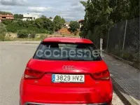 Usado Audi A1 Attraction 90 CV (66 kW) 2014 Rojo Utilitario