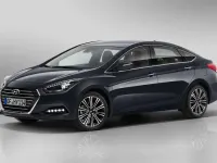 Usado Hyundai i40 GLS 136 CV (100 kW) 2012 Negro Familiar