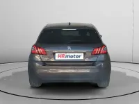 Usado Peugeot 308 Allure 130 CV (95 kW) 2021 Gris / plata Berlina