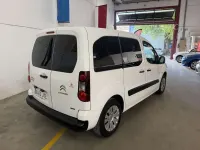 Usado Citroën Berlingo Feel 99 CV (72 kW) 2016 Blanco Monovolumen