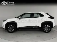 Usado Toyota Yaris Cross Active 116 CV (85 kW) 2022 Blanco SUV